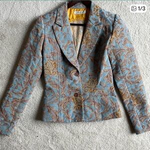 Brand: Lawrence | Trending Vintage Blue/Gold Floral Fitted Blazer | size small
